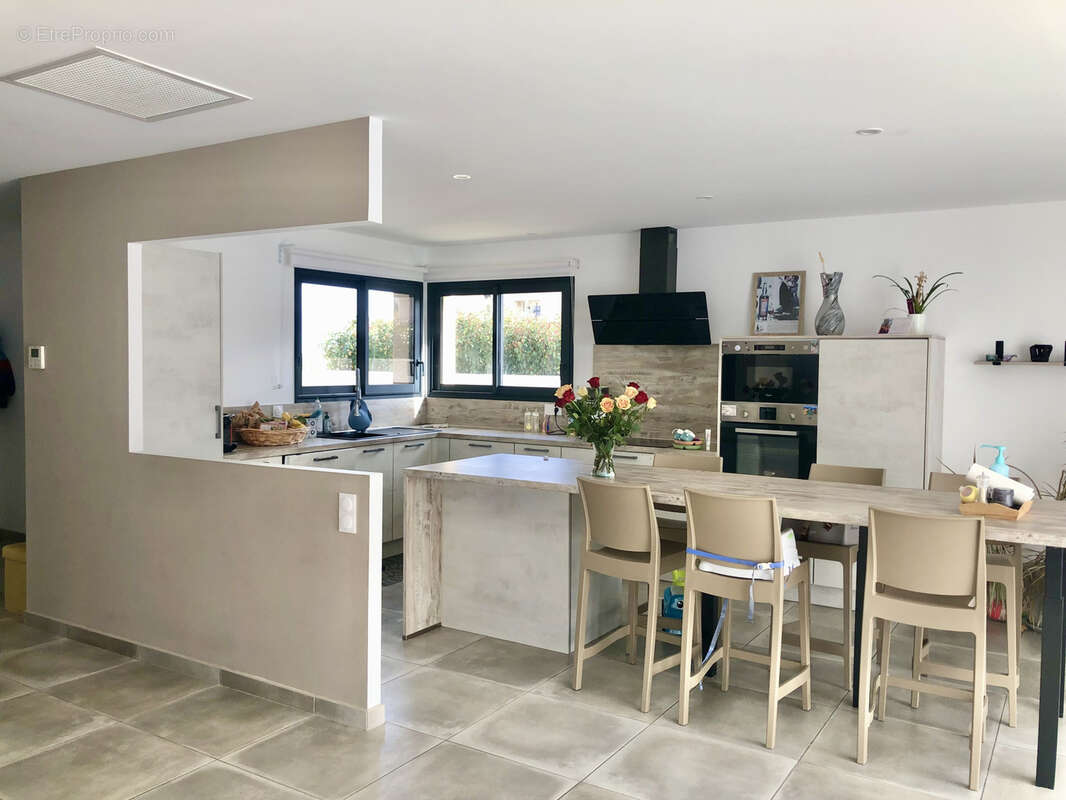 Maison à LAROQUE-DES-ALBERES