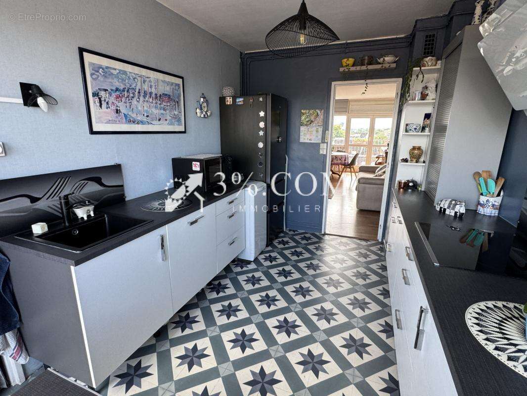 Appartement t3 avec garage, cave et balcon   hypercentre de - photo 3
