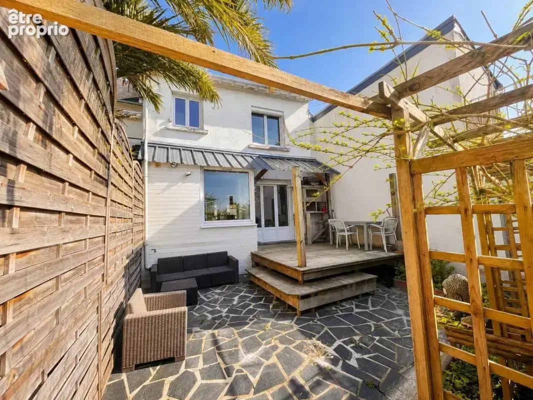 Véritable maison de ville avec patio - photo 2