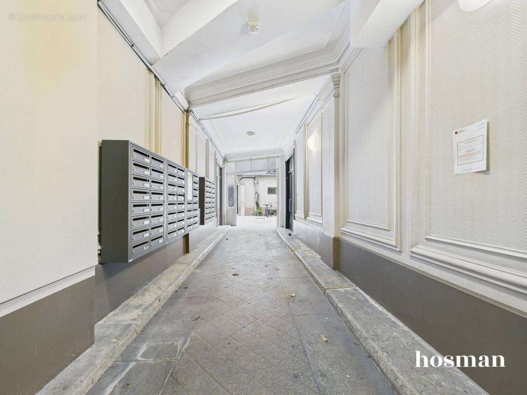 Appartement à PARIS-10E