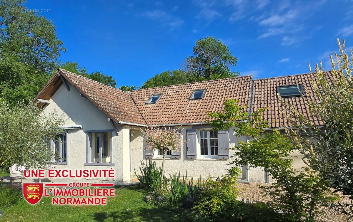 Maison à MONTAURE