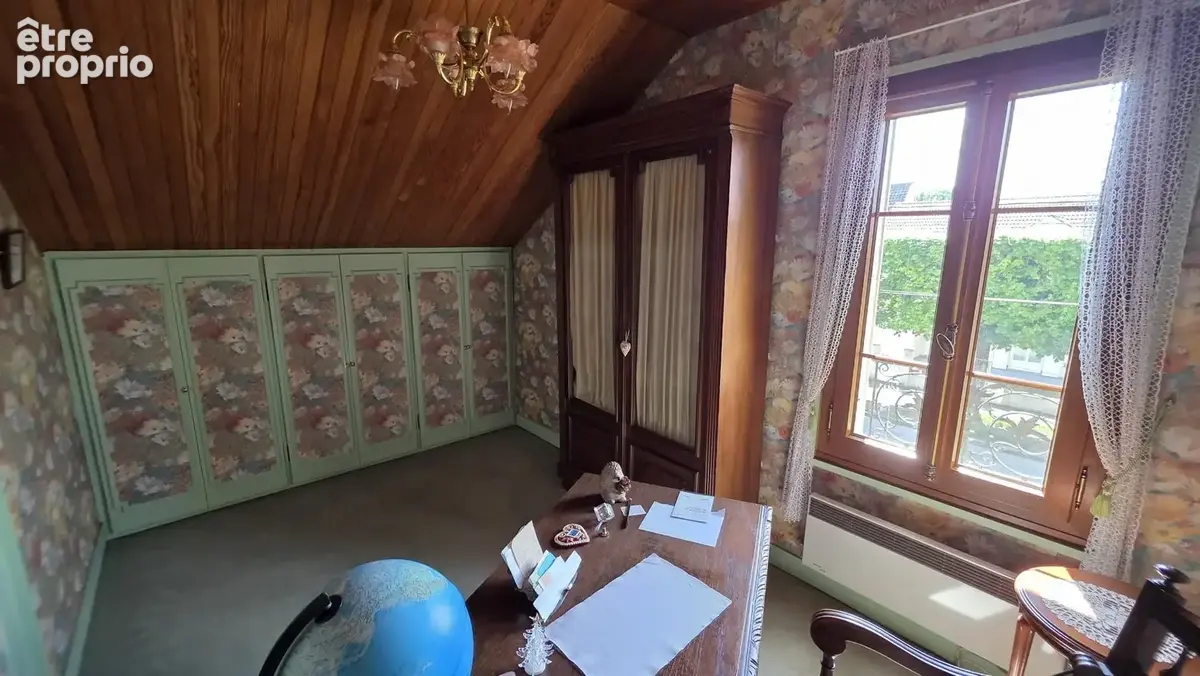 Charmante maison en meulière dans le Bois Saint-Denis à Tremblay en France - photo 11