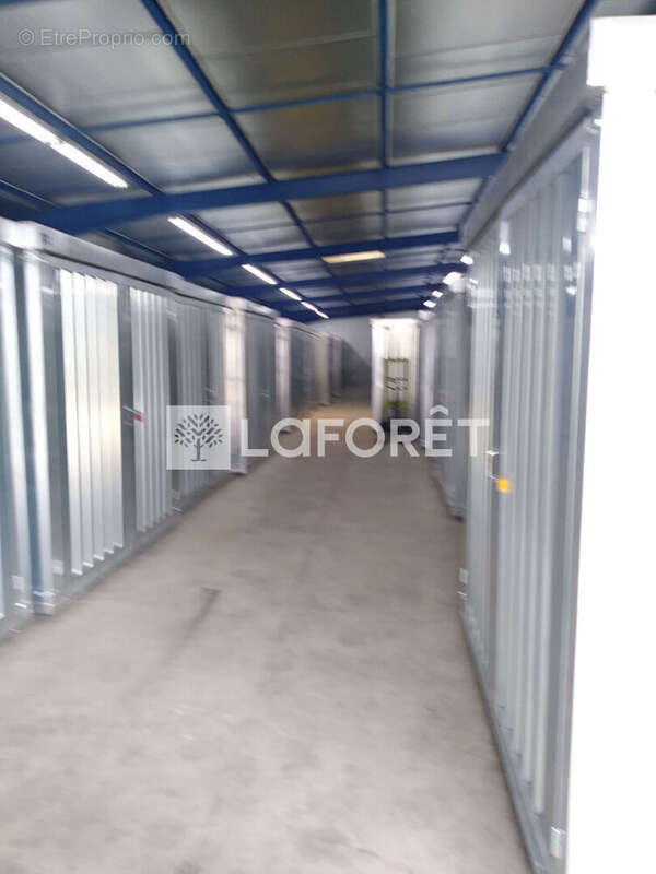 Commerce à LE BOULOU