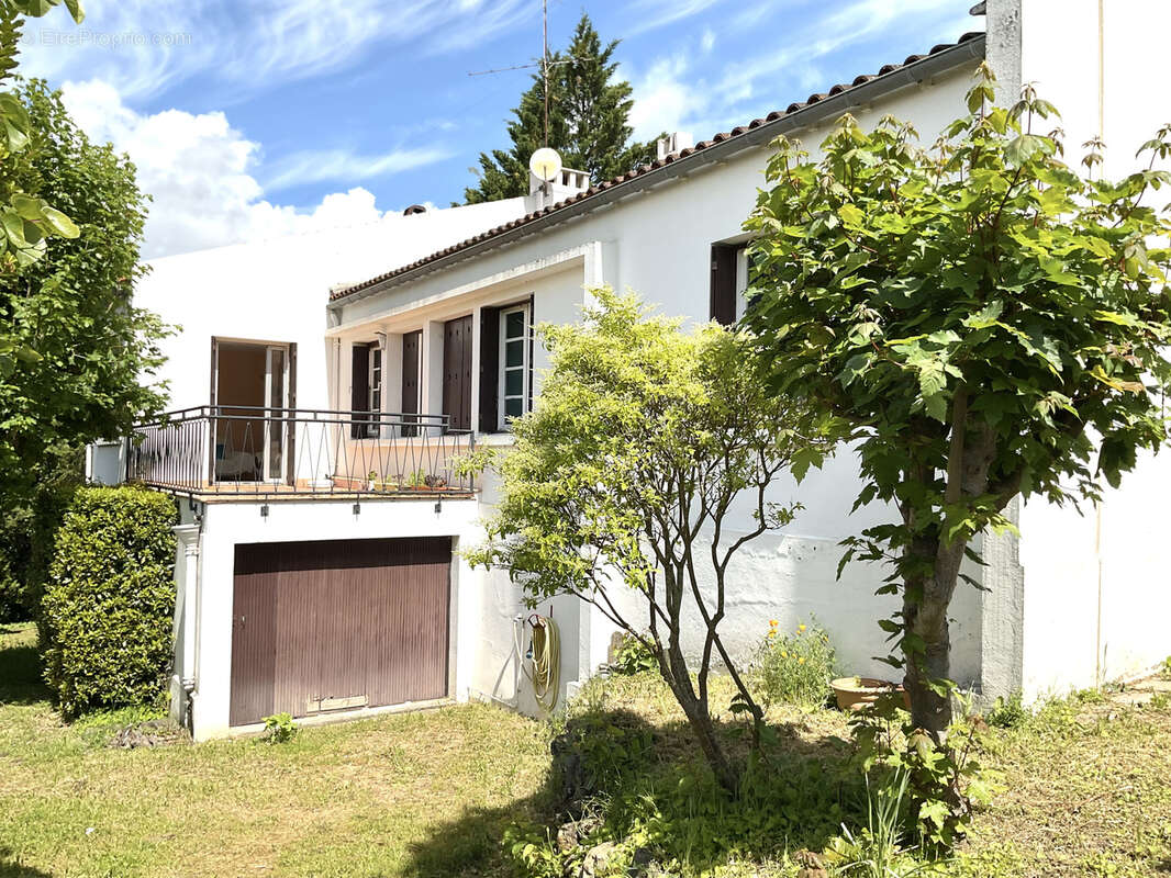 Maison T6 avec sous-sol sur 545m2 Castelnaudary - photo 8
