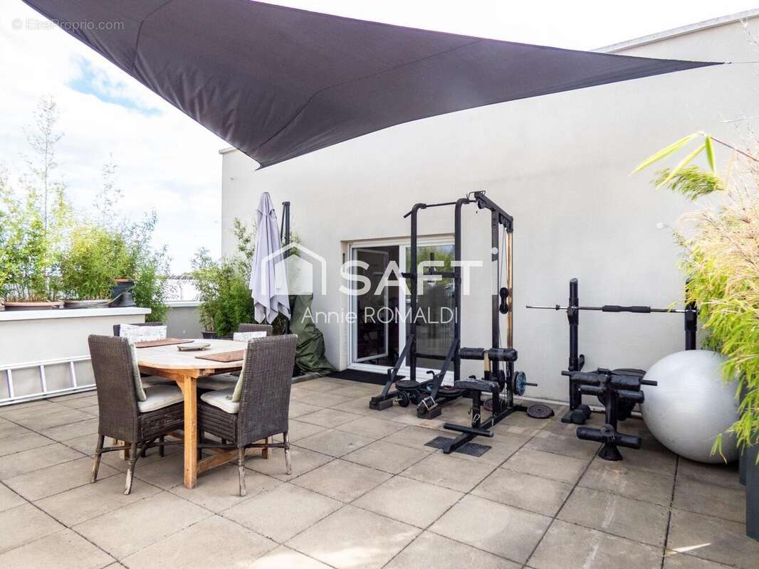 Photo 2 - Appartement à LA COURNEUVE