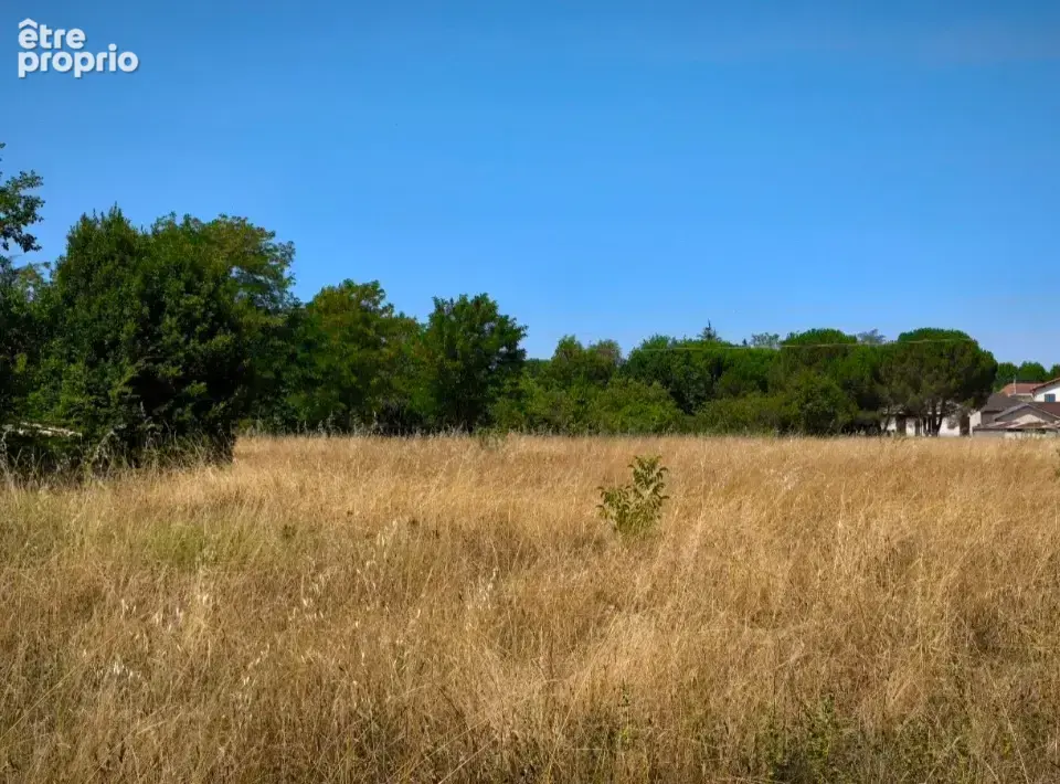 Terrain à LABASTIDE-SAINT-GEORGES
