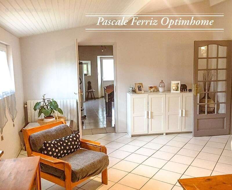 Maison à FRANCON