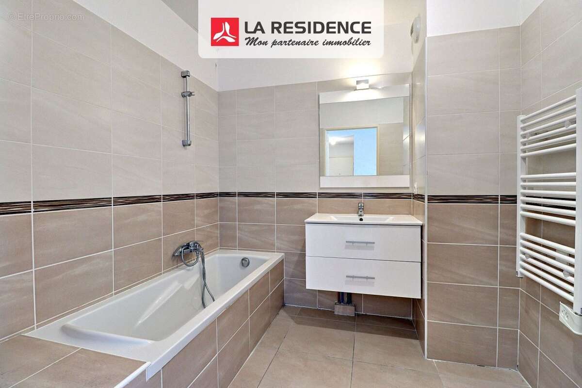 Appartement 56 m² à Frejus  - photo 5