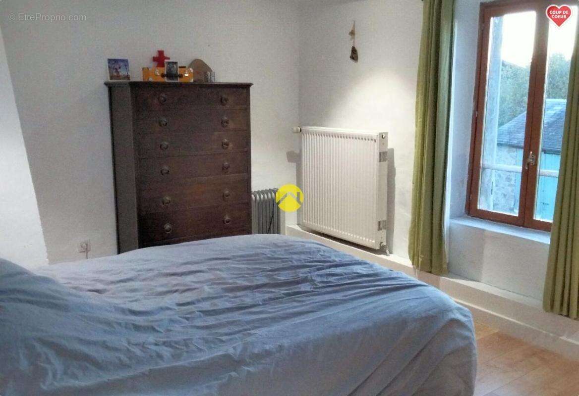 Maison à LE GRAND-BOURG