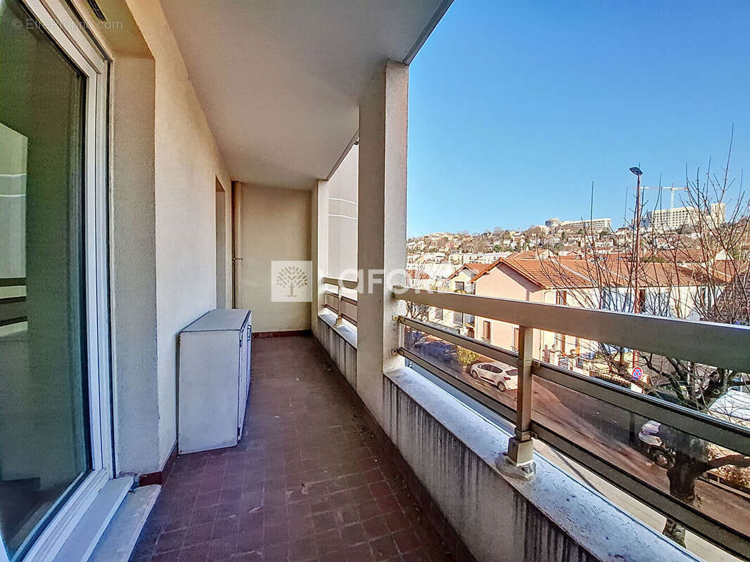 Appartement à CACHAN