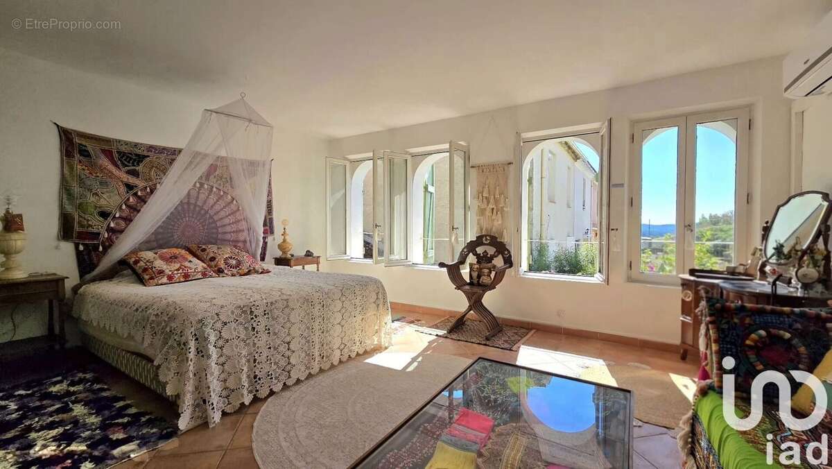 Photo 2 - Maison à PUGET-VILLE