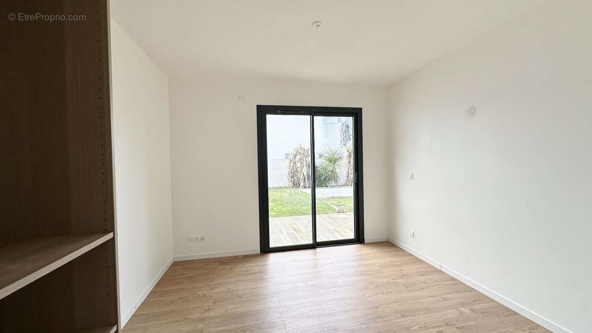 Maison à SAINT-MARTIN-DE-SEIGNANX