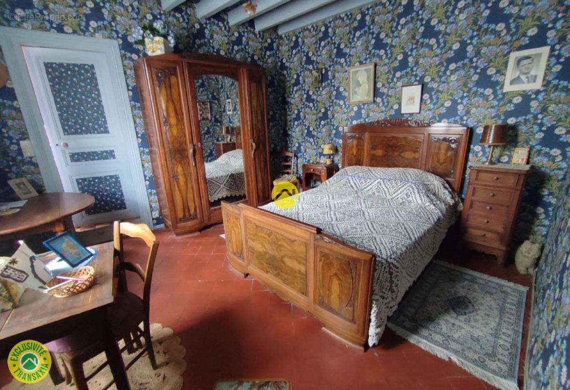 Maison de village et dependance - photo 10