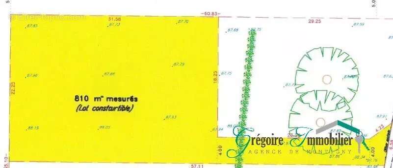 Terrain à MONTIGNY-SUR-LOING