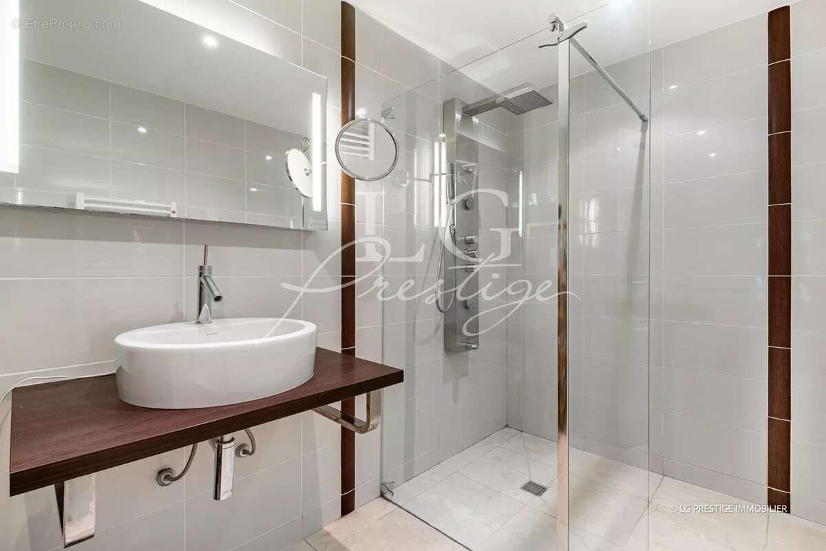 Appartement à THEOULE-SUR-MER