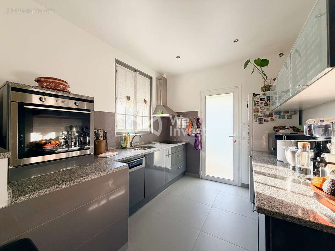 Maison à BROU-SUR-CHANTEREINE