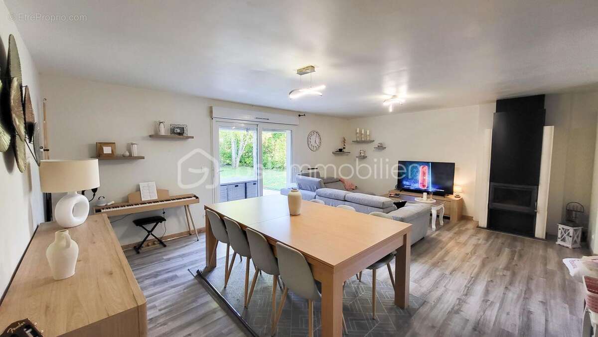 Maison à BOULT-SUR-SUIPPE