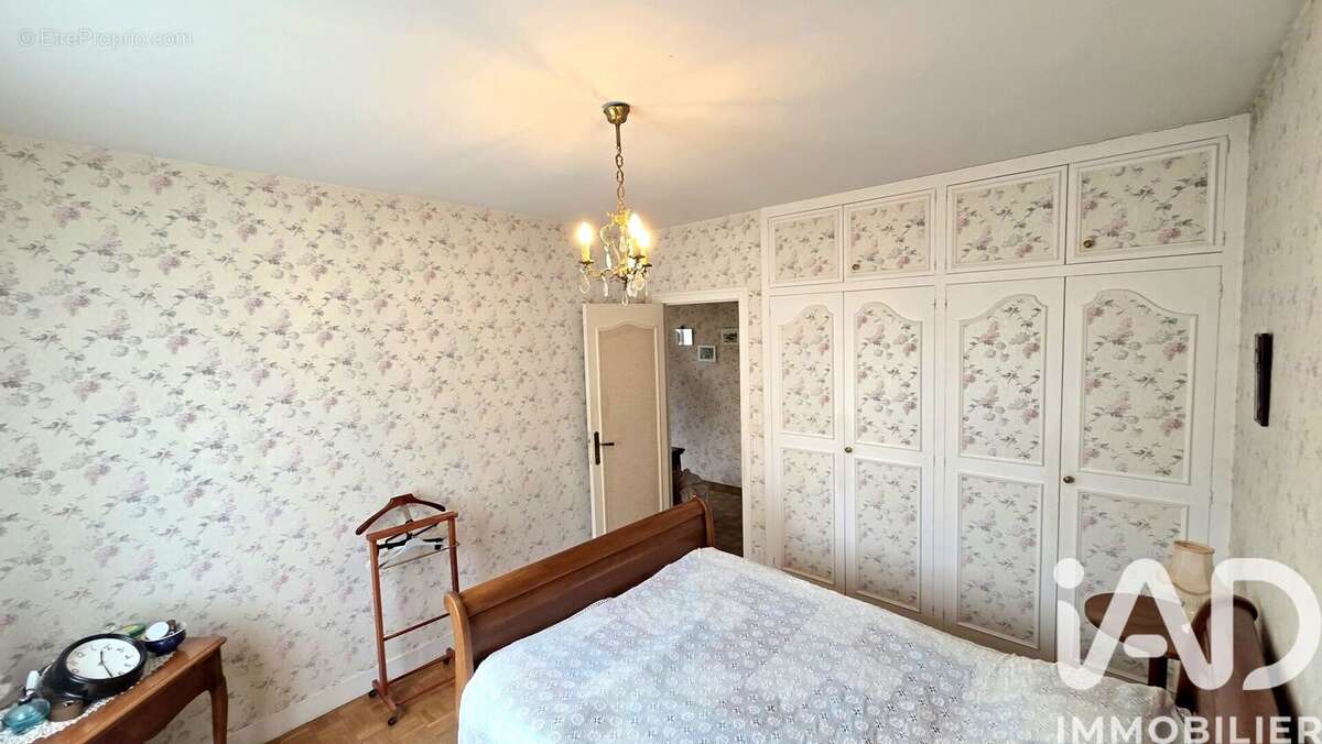 Maison 128 m² à Belabre  - photo 6