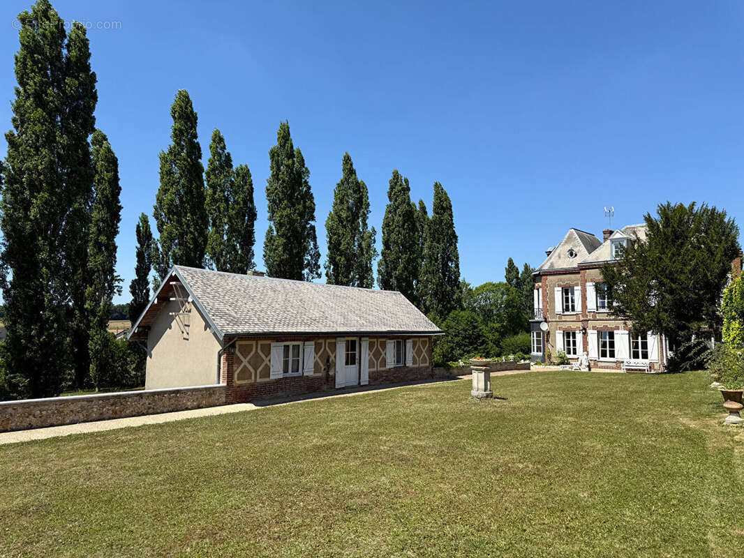 Maison Mesnils Sur Iton 12 pièce(s) 305 m2 - photo 17
