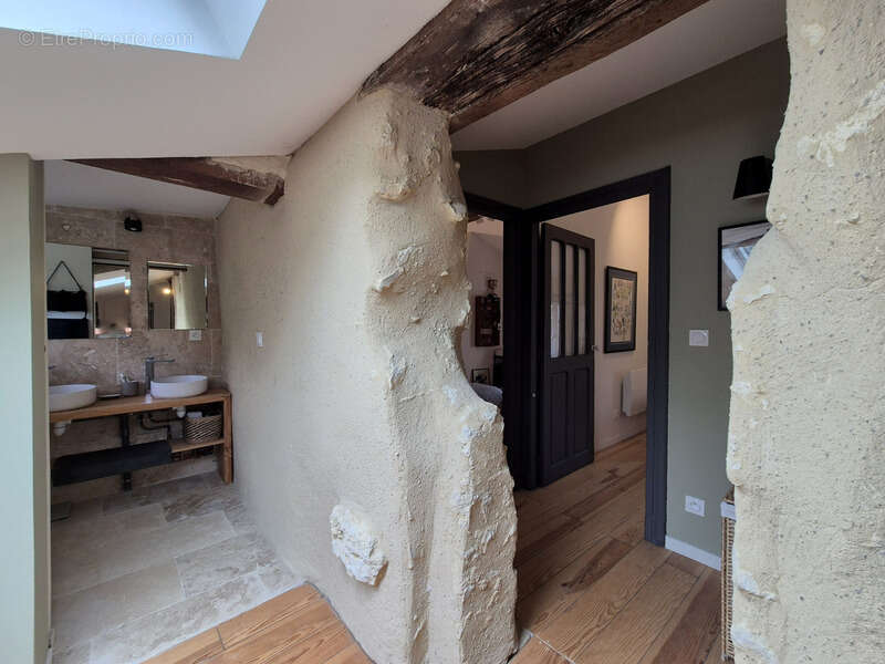 Authentique maison en pierre rénovée – 157 m² – Charme, confort et campagne gersoise - photo 13