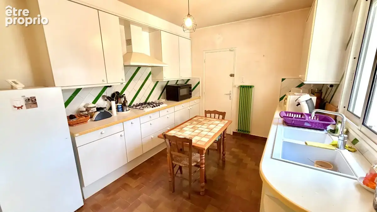 Villa de plain pied de 130 m² habitable avec dépendance sur 1300 m² de jardin clos et arboré - photo 7