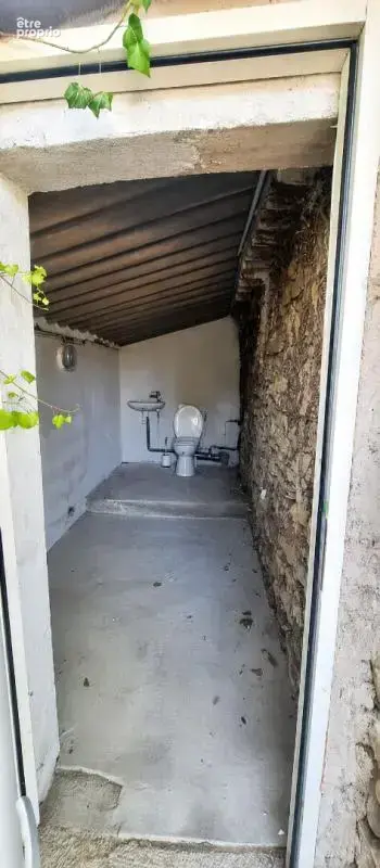 LORGUES  Terrain agricole plat de 4 700 m² avec cabanon cadastré - photo 6