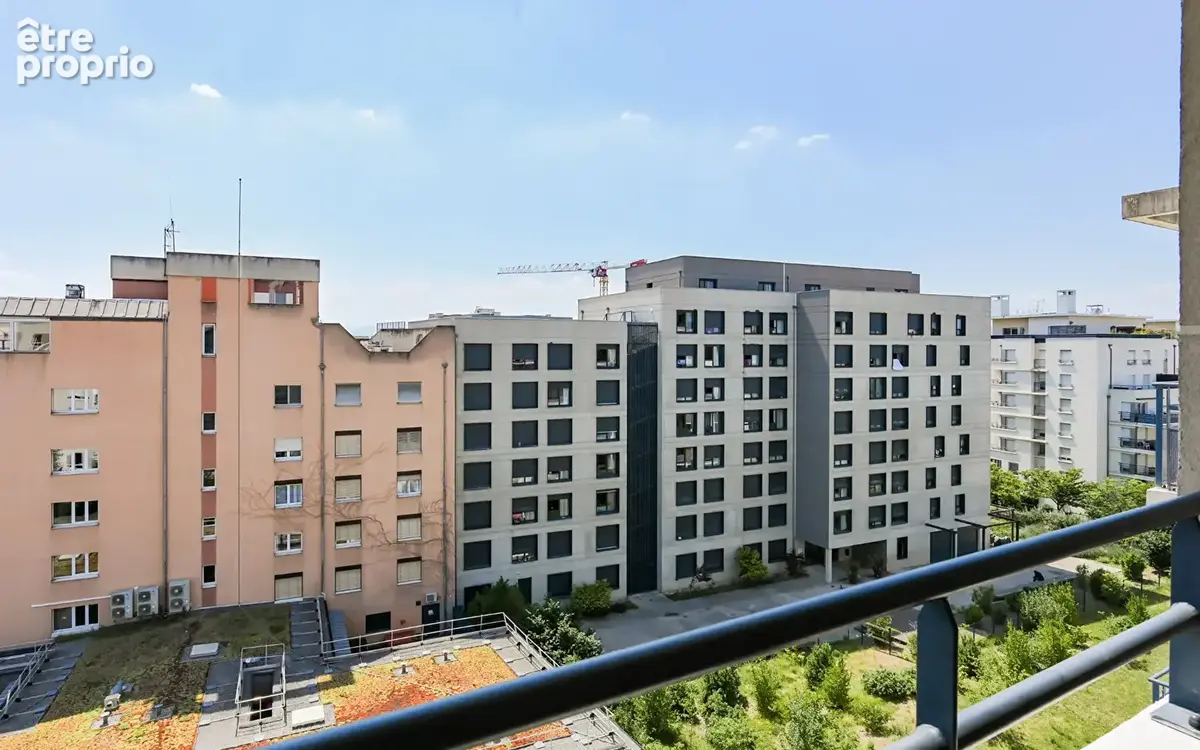 Appartement T3 à LYON 8ème - photo 8