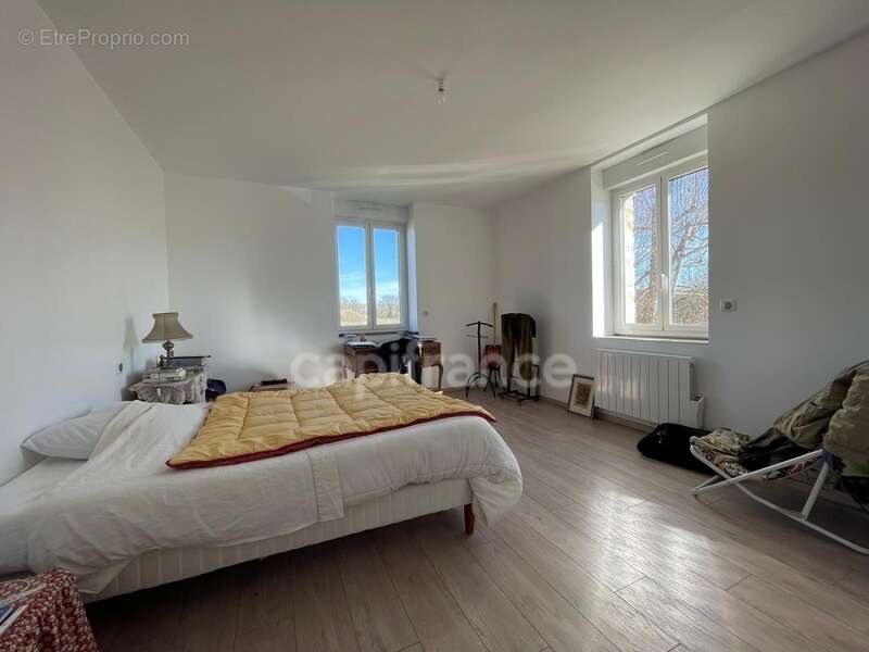 Maison à SAINT-MICHEL-DE-BANNIERES