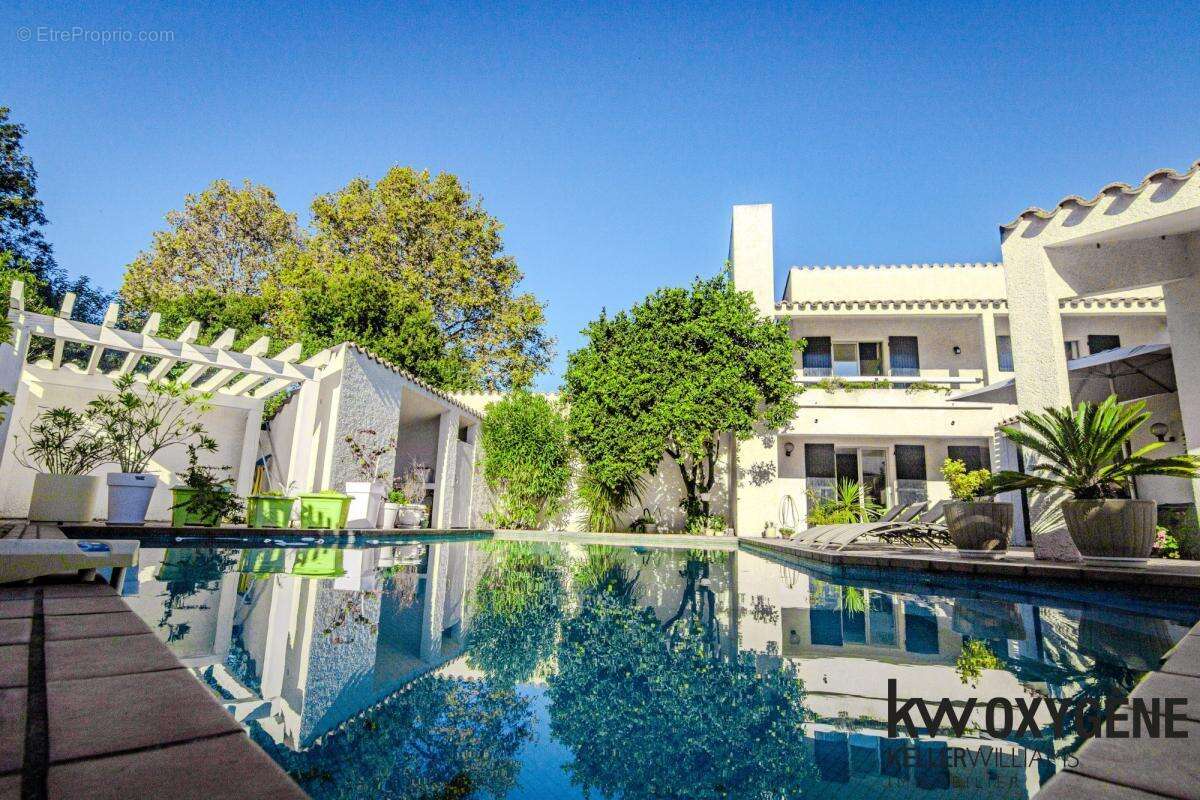 Maison à SAINT-CYPRIEN