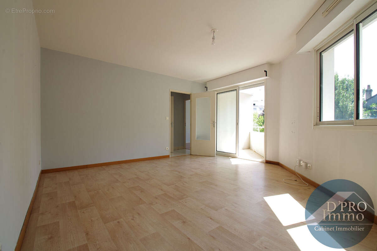 Appartement T3 lumineux à vendre à Nantes, proche écoles et transports - photo 3