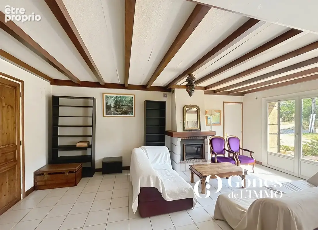 Une maison ancienne pleine de charme et de potentiel - photo 5