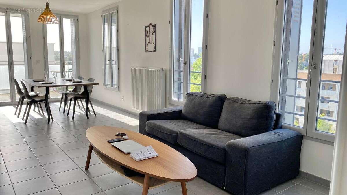 Photo 2 - Appartement à LYON-9E