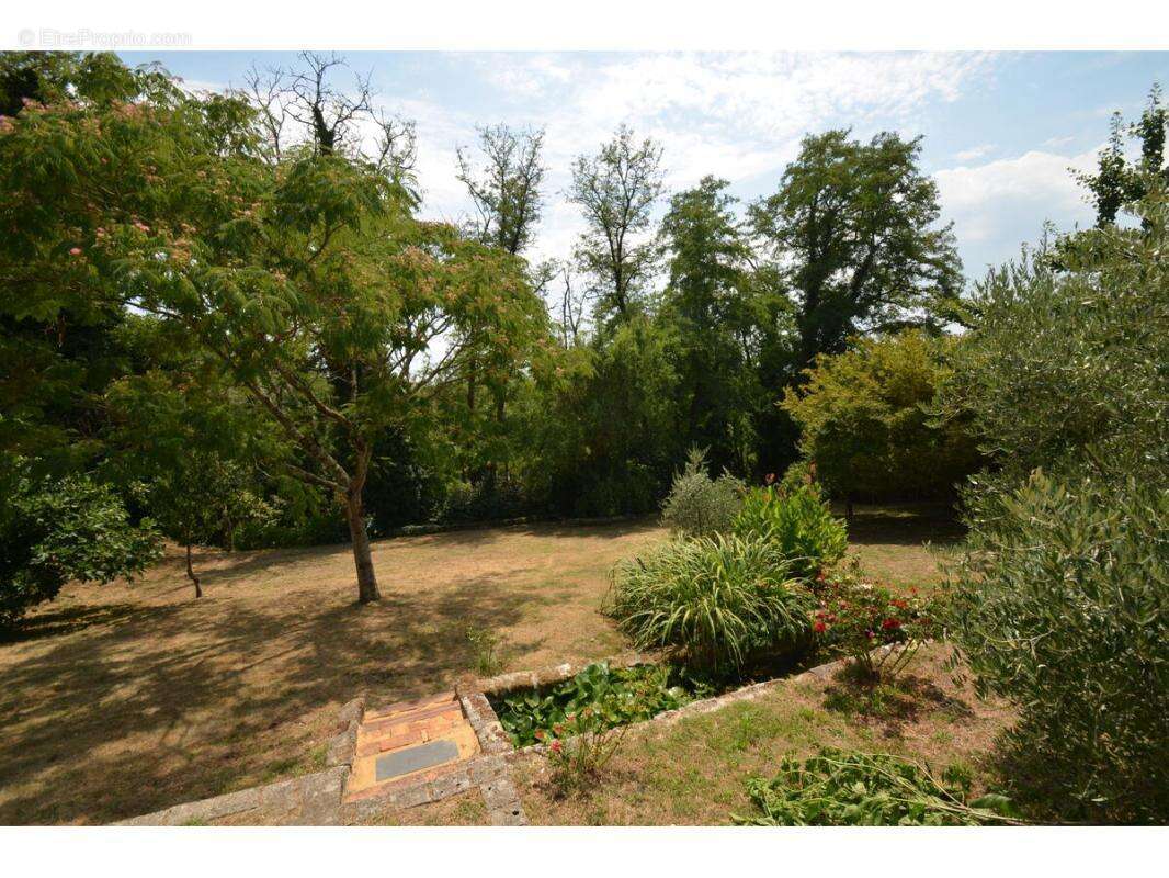 Maison 97 m² à Saint-Antoine-Sur-L'isle  - photo 22