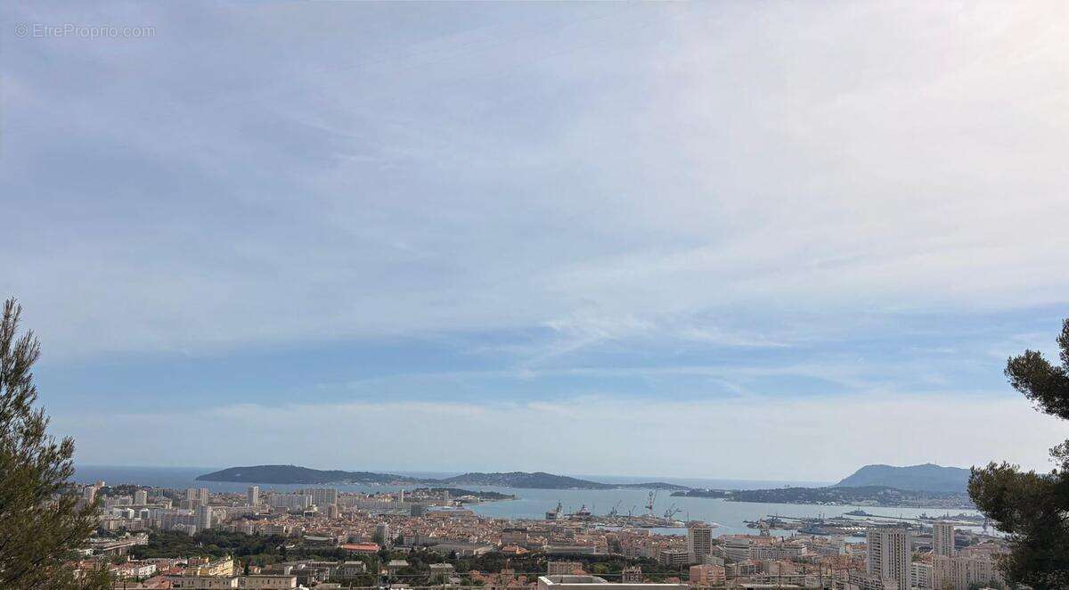 Autre à TOULON