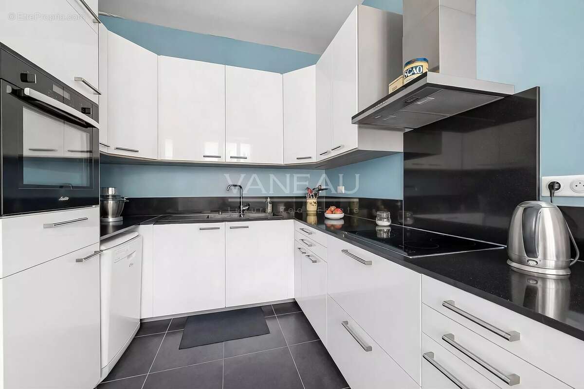 Appartement à PARIS-9E