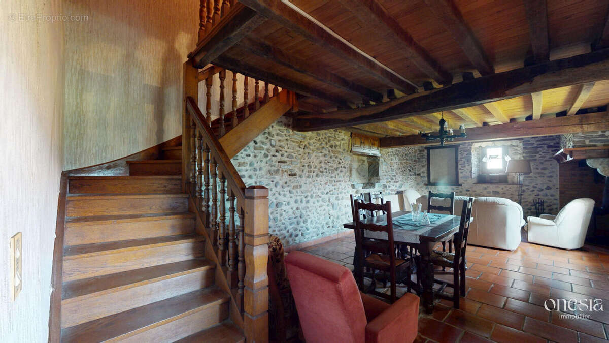 Maison à OLORON-SAINTE-MARIE
