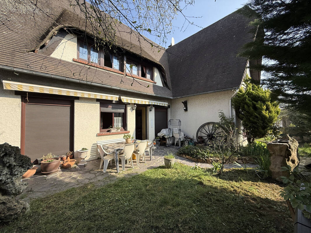 Maison à LE BLANC-MESNIL