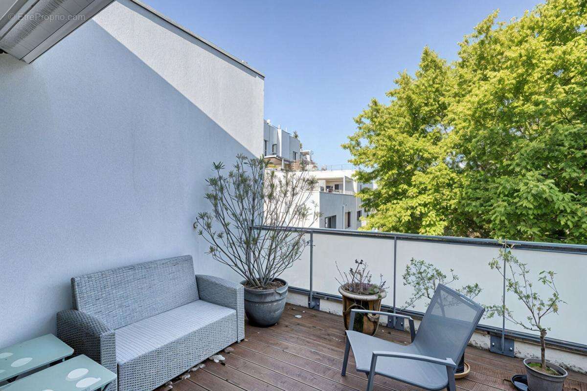 Appartement à LA MULATIERE