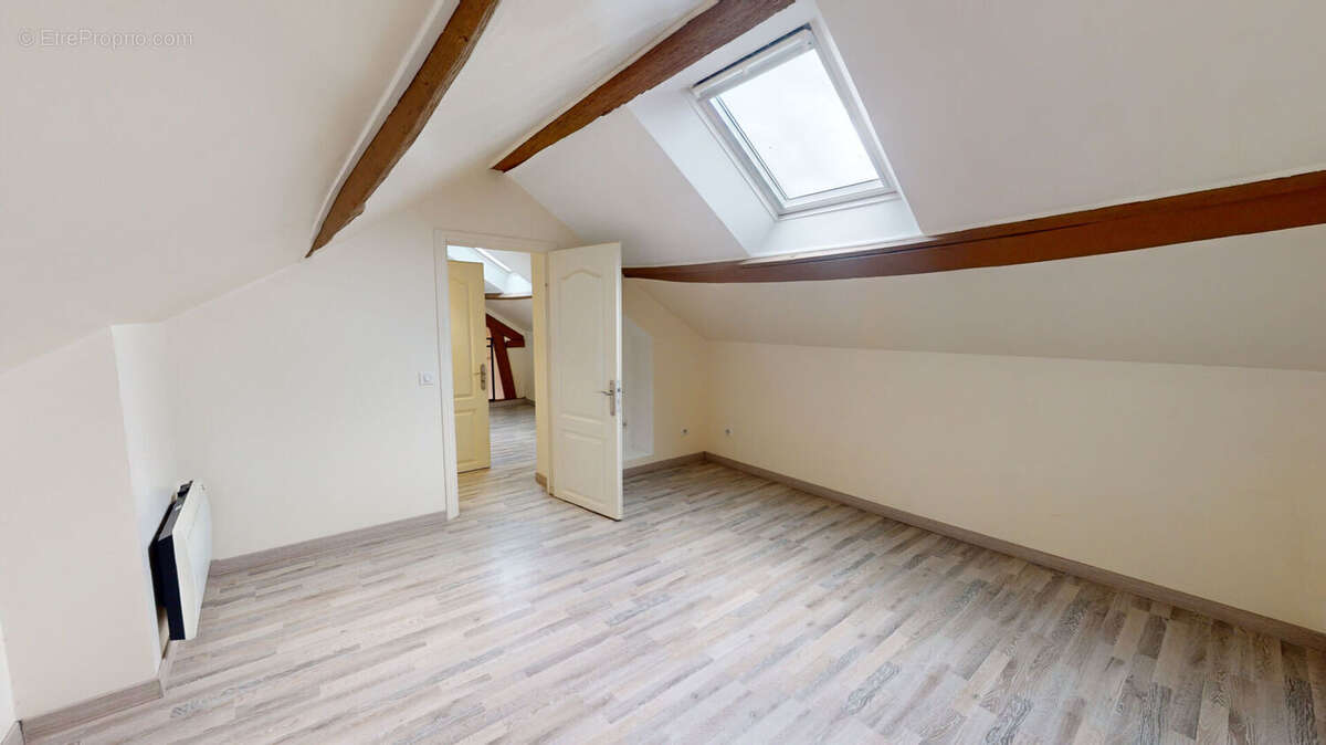 Maison à CHILLY-MAZARIN