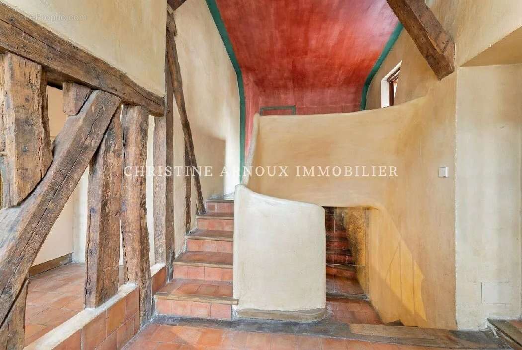 Appartement à PARIS-3E