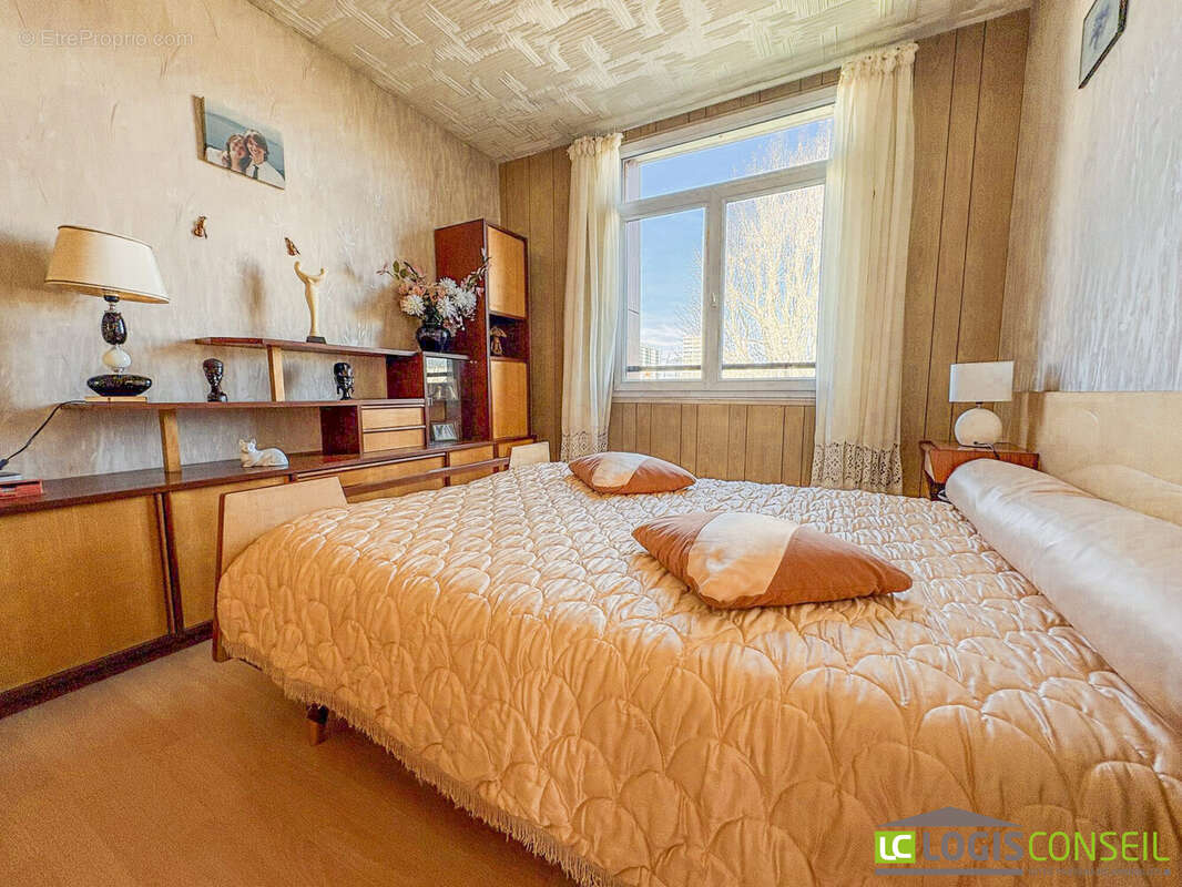 Appartement à CHATILLON