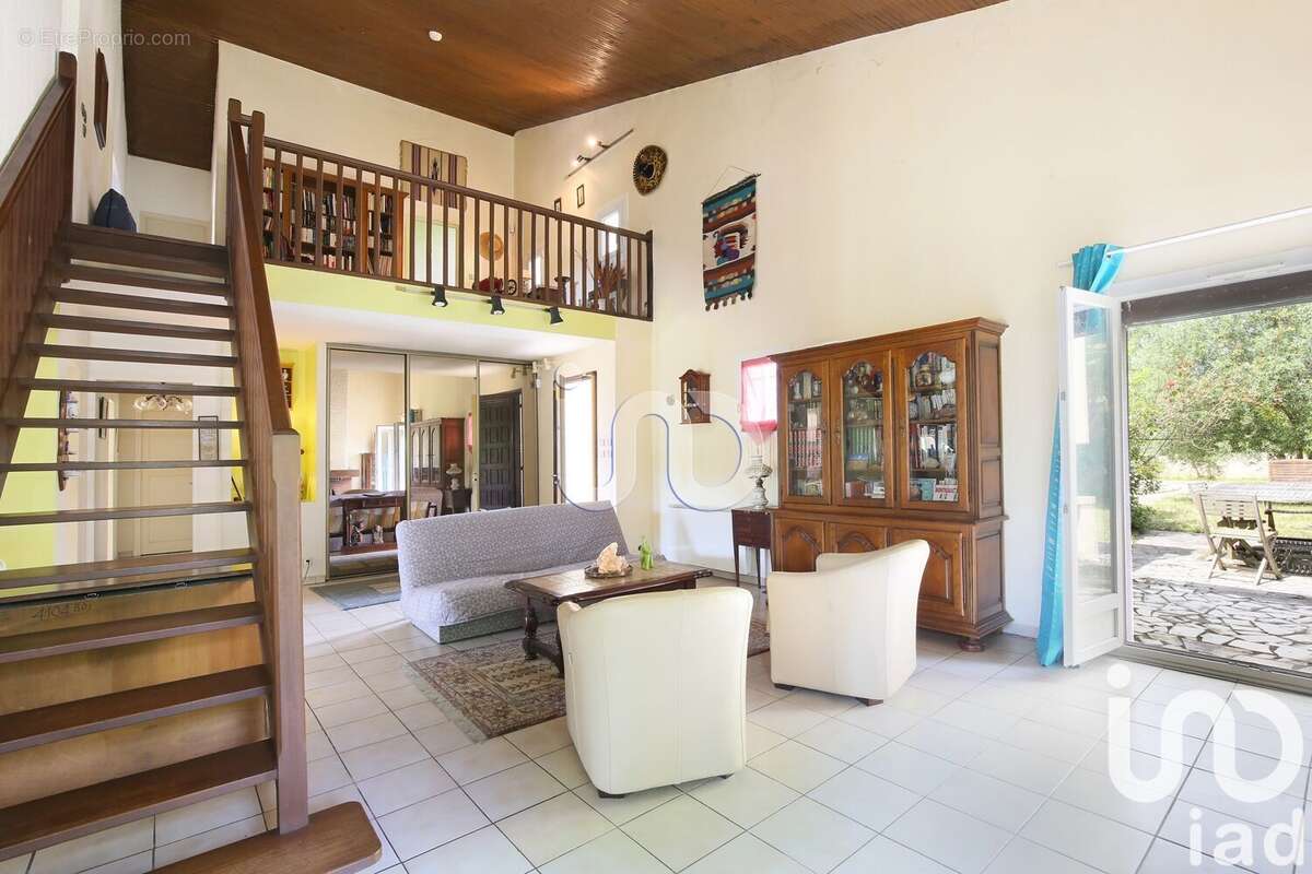 Photo 4 - Maison à MONTBERON