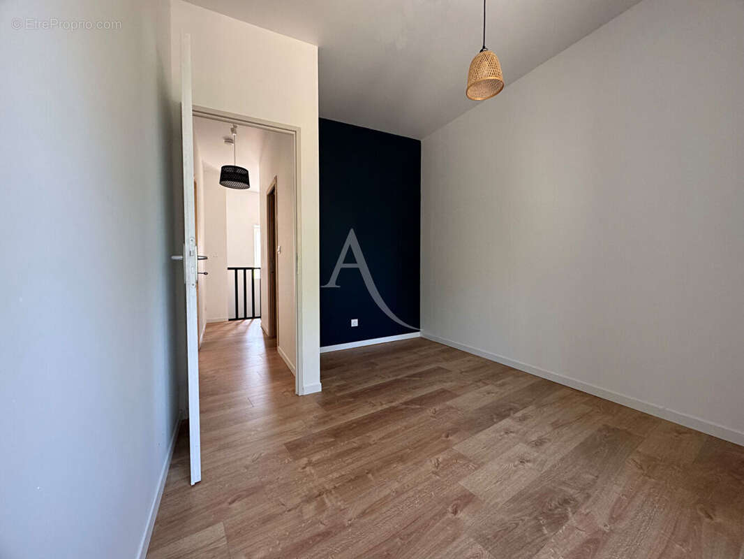 Maison Lempdes-sur-allagnon - 4 pièce(s) 83m2 - Entièrement rénovée - photo 7