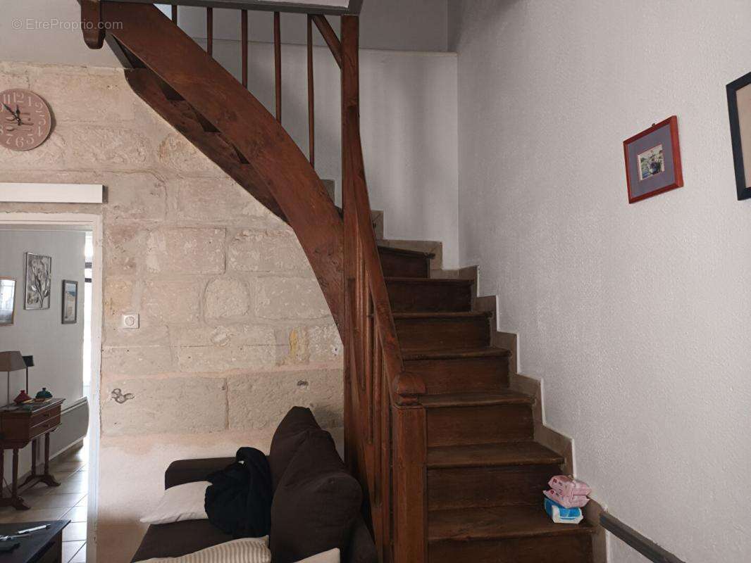 Maison à MORTAGNE-SUR-GIRONDE