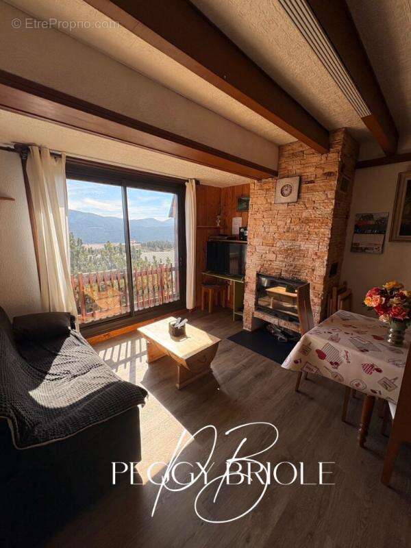 Maison à LES ANGLES