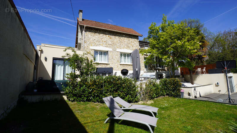 Maison à SOISY-SOUS-MONTMORENCY