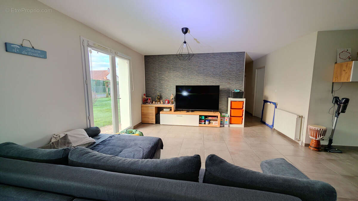 Maison à SAINT-POURCAIN-SUR-SIOULE