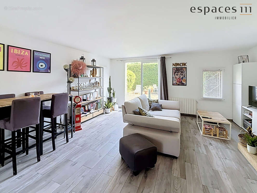 Maison Montigny Le Bretonneux 5 pièce(s) 105 m2 - photo 3