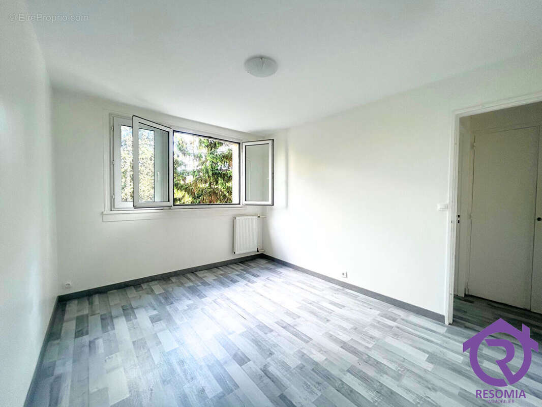Appartement à CHATILLON
