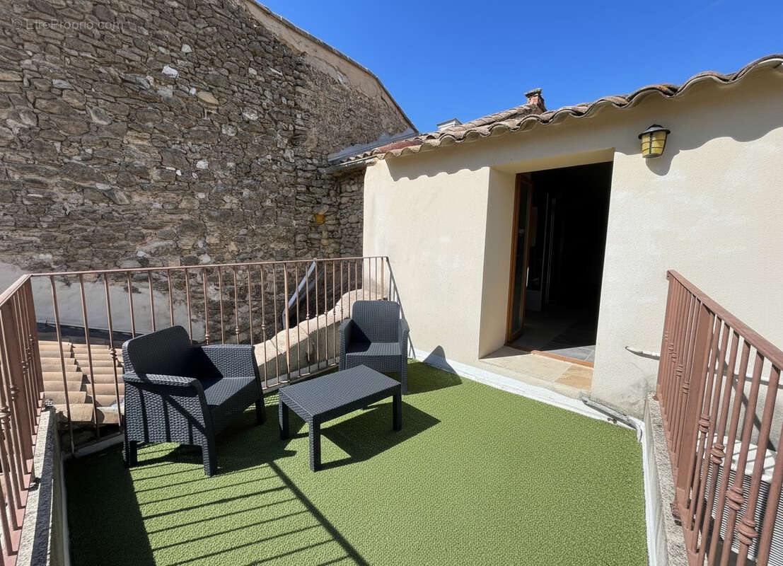 Maison à MALEMORT-DU-COMTAT